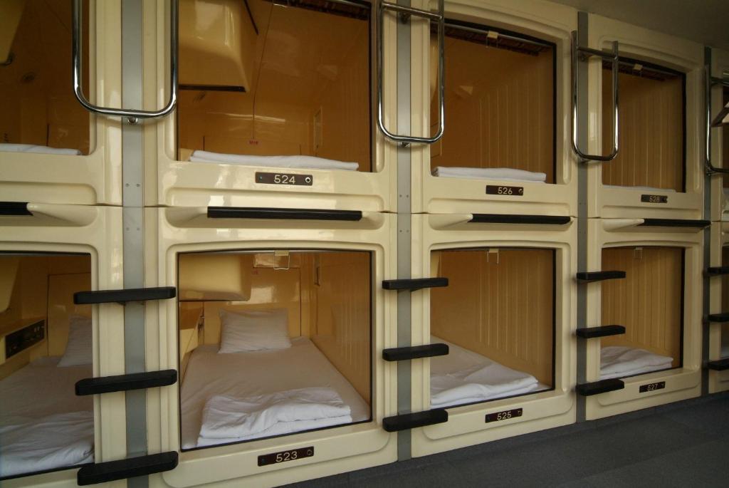 Capsule Hotel & Sauna Ikebukuro Plaza Tokyo Rom bilde